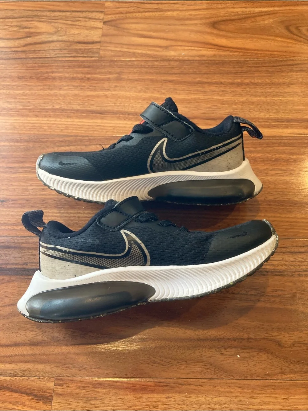 Nike Kids Black and White Air Zoom Sneakers